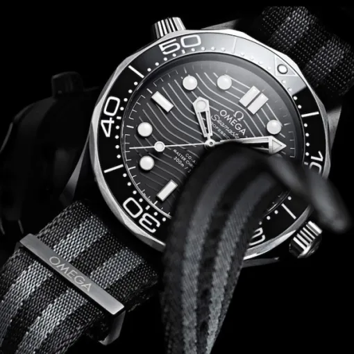 Omega Seamaster Men Automatic Black Fabric 007 Watch O21092442001002 - view 5