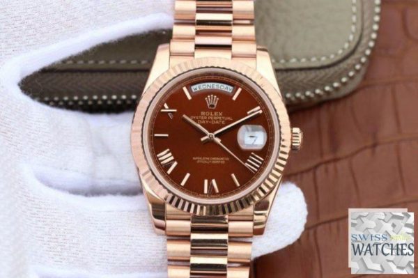 ROLEX DAY DATE BROWN DIAL 18K ROSE GOLD 40MM SWISS REPLICA 228235.9 - view 3
