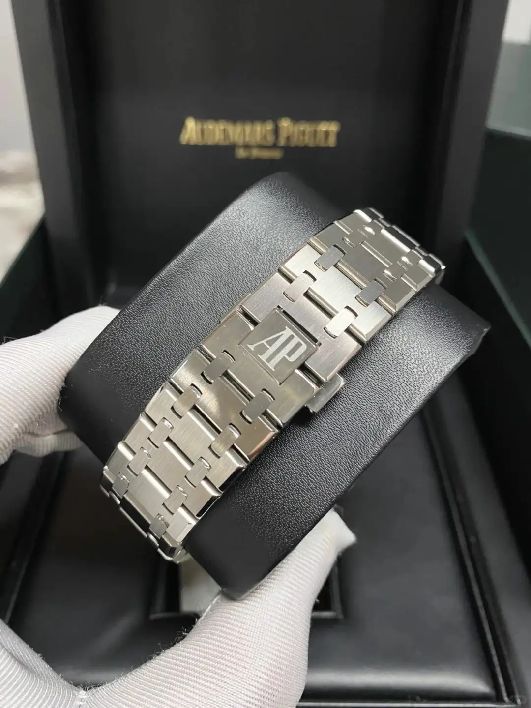Audemars Piguet Royal Oak Selfwinding Chronograph Silver 26331ST.OO.1220ST.03 - view 5