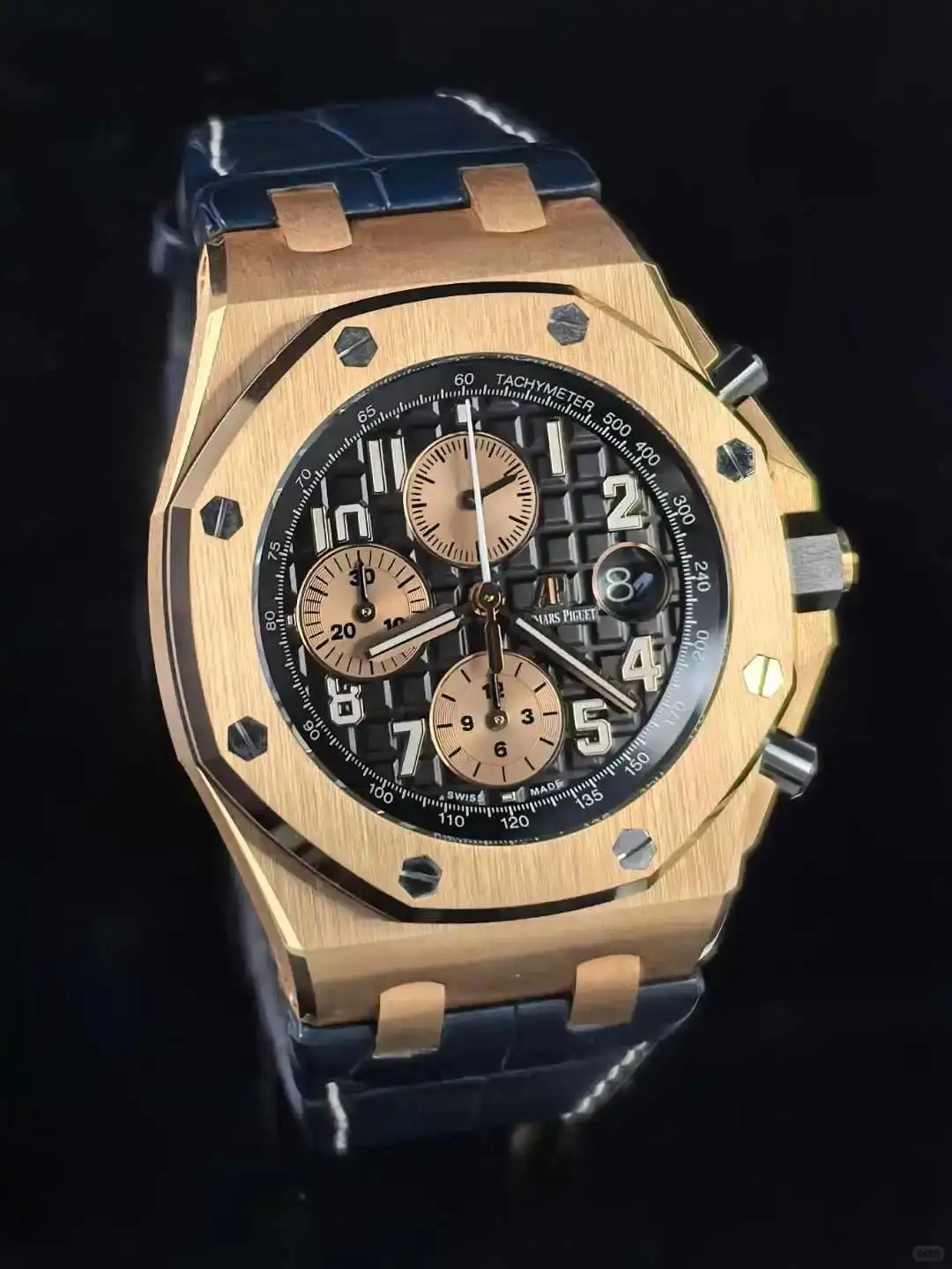 Audemars Piguet Royal Oak Offshore Selfwinding Chronograph Black, Gold 26470OR.OO.A002CR.02 - view 4